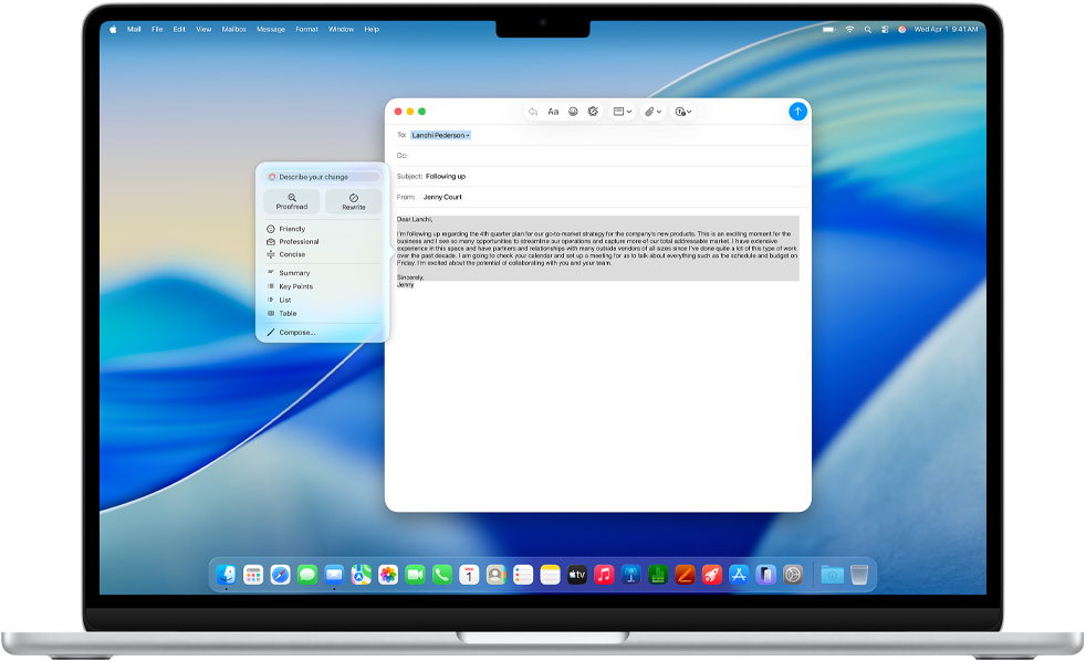 Pantalla de una MacBook Air que muestra las Herramientas de Escritura de Apple Intelligence redactando un email